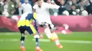 Ricardo Quaresma Skills And Goals Ebru Gündeş Çingenem Albüm Kapağı