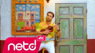 Sammy Violin Dance In Spain