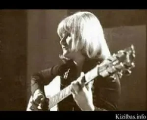 Selda Bağcan – Sivas Ellerinde Sazım Çalınır Albüm Kapağı