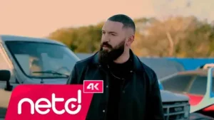 Semi Deccal Albüm Kapağı