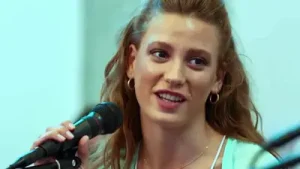 Serenay Sarıkaya Beni Benimle Bırak Giderken Ft. Çağatay Ulusoy Albüm Kapağı