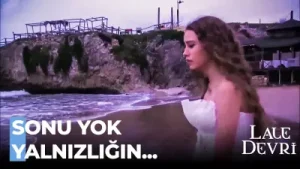 Serenay Sarıkaya Yalnızlığım