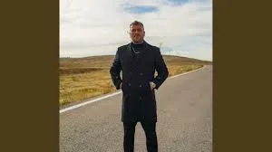 Serkan Nişancı – Eller Üzer