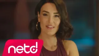 Sevcan Orhan Evlerinin Önü Yonca