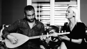 Sibel Karabaş Vur Leyla Leyla Albüm Kapağı
