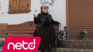 Simge Erçakmak Kırıldım Yüreğimden