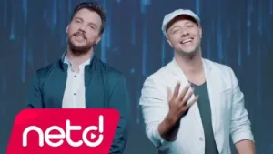 Sinan Akçıl Maher Zain Gülmek Sadaka Albüm Kapağı