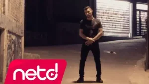 Soro İnsan Lazım Albüm Kapağı
