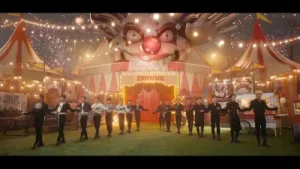 Stray Kids Circus Music Video Albüm Kapağı