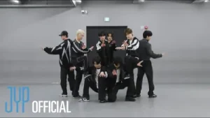 Stray Kids Lalalala Dance Practice Video Albüm Kapağı