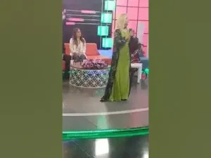 Sultan Tanyeli Dertli Dertli Türküler Albüm Kapağı