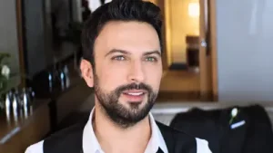 Tarkan – Beni Çok Sev Ücretsiz Albüm Kapağı