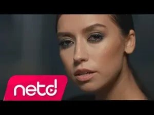 Tuğba Yurt Aklımda Sorular Var