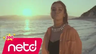Tuğba Yurt İnceden İnceden