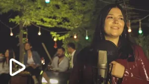 Tuğçe Kandemir Kurban Olduğum Albüm Kapağı