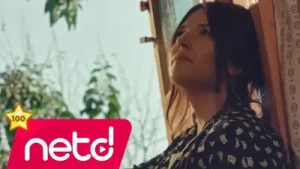 Tuğçe Kandemir Yanlış Yeni Şarkı Albüm Kapağı