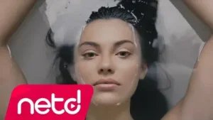 Tuvana Türkay Yalan De Albüm Kapağı