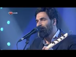 Uğur Işılak Elden Gider Albüm Kapağı