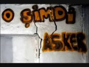 Ukte Askerim Albüm Kapağı