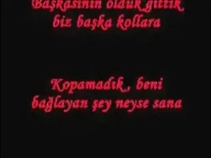 Ukte İlk Göz Ağrım Albüm Kapağı