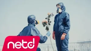 Ümit Olgun ve Paryalar Feat. Ezgi Aktan Hayat Albüm Kapağı