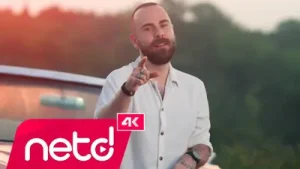 Üstün Doğan Hira Erenç Bir Fikrim Var Aşkım Albüm Kapağı