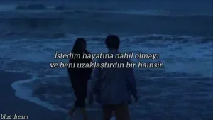 Uzi & Motive Şarkılar Sokaklara Ait Sözleri (Lyrics) Albüm Kapağı