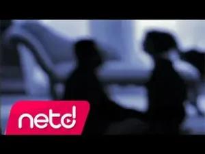 Üzülme Üzülme Seni Ağlarken Albüm Kapağı