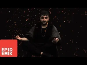 Vasi Ayaklan Albüm Kapağı