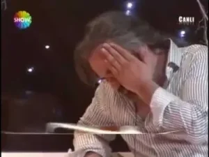 Volkan Konak Şiir Albüm Kapağı
