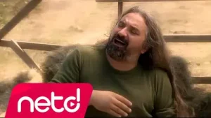 Volkan Konak Yarim Albüm Kapağı