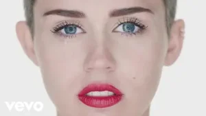 Wrecking Ball Albüm Kapağı
