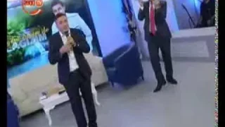 Yakup Elçi Parmağında Dar Yüzük