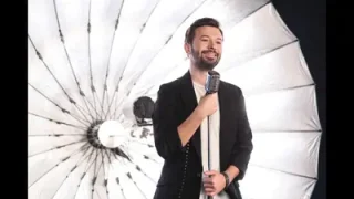 Yalın Sesinde Aşk Var
