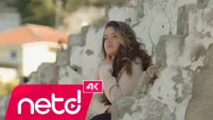 Yasemin Yazar Sevdanın Rüzgarı Albüm Kapağı
