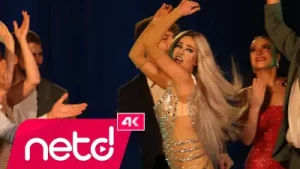 Yıldız Tilbe Belli mi Olur Albüm Kapağı
