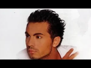 Yıldız Tilbe – Farkı Sen Farklısın Albüm Kapağı