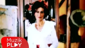 Yıldız Tilbe – Olsun Mu Olmasın Mı Albüm Kapağı