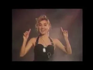 Yonca Evcimik Abone Albüm Kapağı