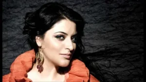 Zara Dilenci Sevmek Çok Zormuş Youtube Albüm Kapağı