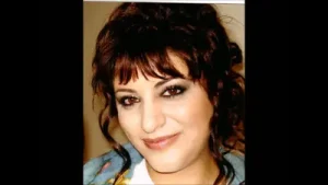 Zara Tarlaya Ektim Soğan Albüm Kapağı