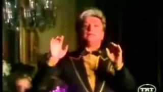 Zeki Müren Gözlerinin İçine