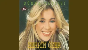 Zerrin Özer Ağlıyorum