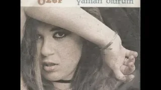 Zerrin Özer Bir Kuru Yaprak