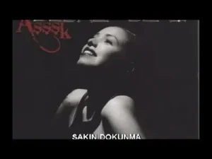 Zeynep Genç Sakın Dokunma
