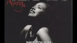 Zeynep Genç Sakın Dokunma