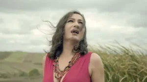 Zeynep Halvası Ben Hazan Kadınıyım Albüm Kapağı