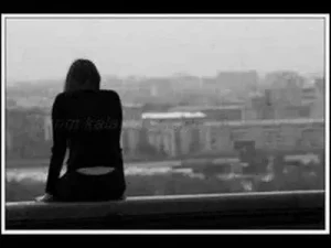 Zeynep Çağdaş Yarım Kalanlara Rağmen Albüm Kapağı