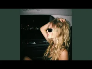 Weebcore – Dangerously in Love X He Loves Me